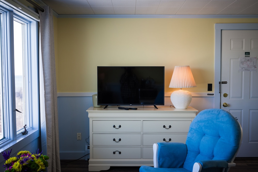 Nauset Beach Inn - photo 18