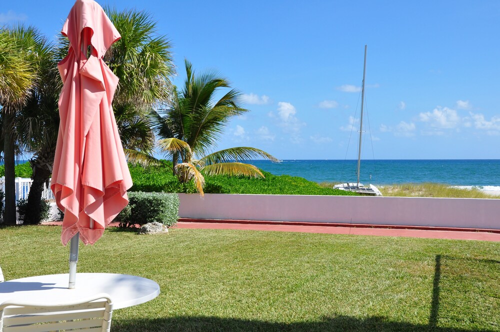 Coral Tides Resort - photo 117