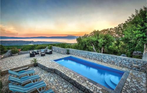 3 Bedroom Nice Home In Smrika — 4-Star Luxury Hotel in Kraljevica, Croatia