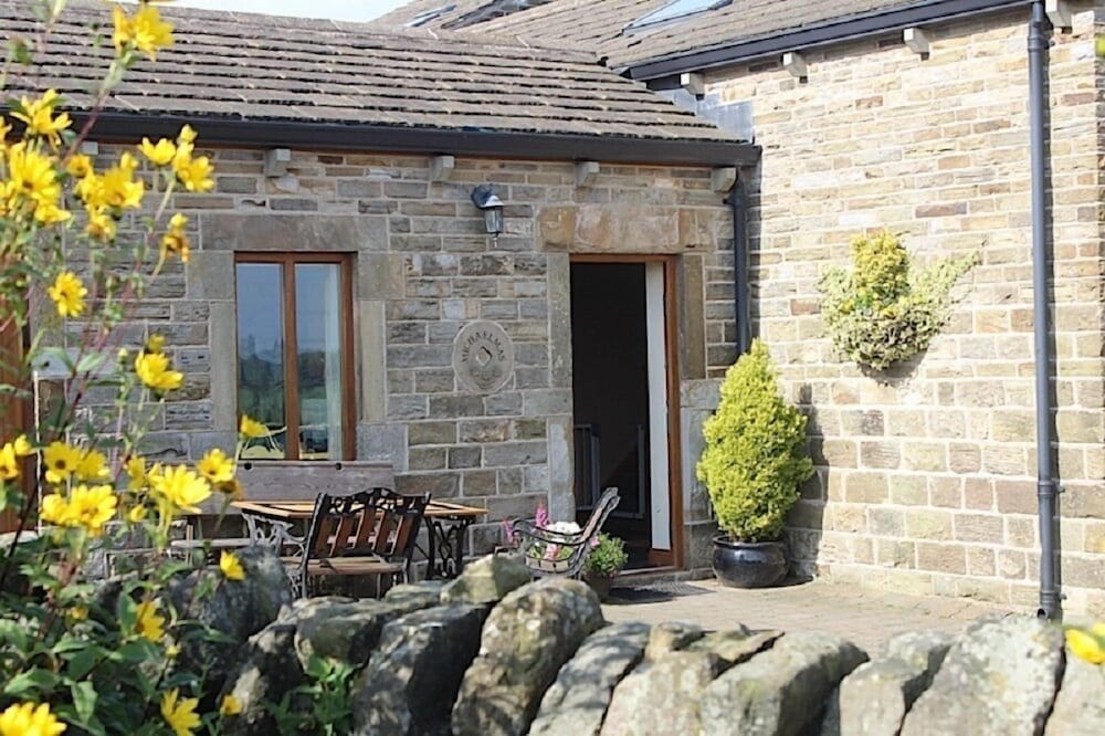 Lazy Daisys — 4-Star Luxury Hotel in Sheffield, United Kingdom