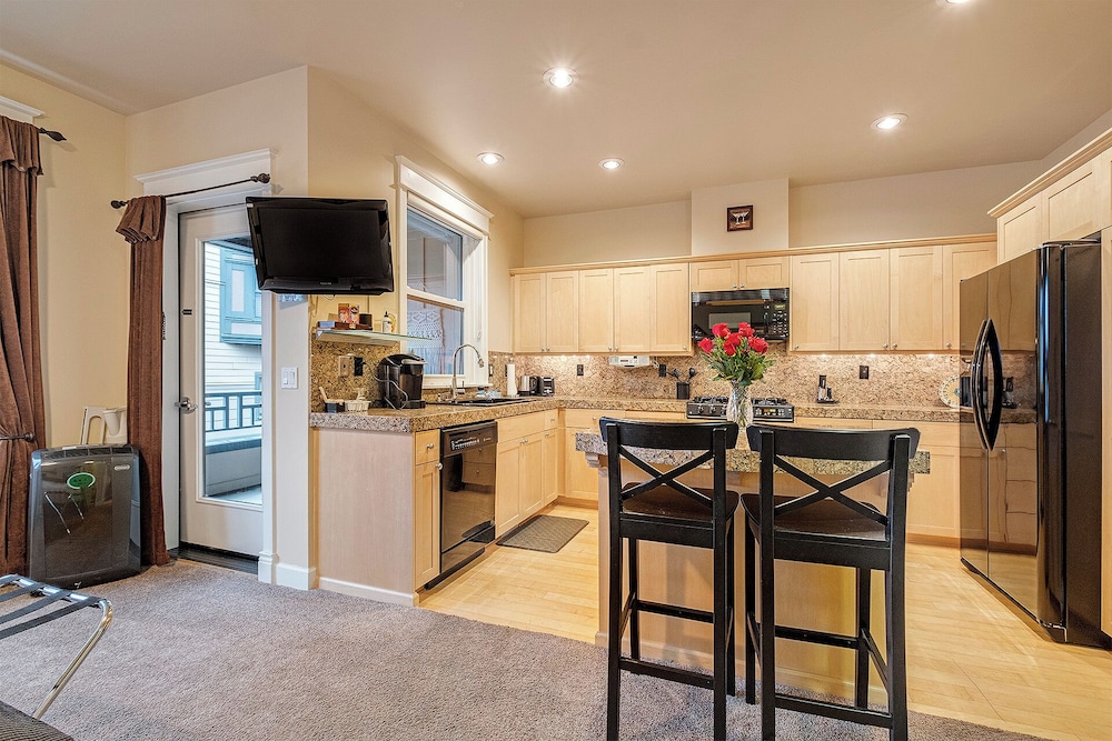 The Orenco Station Hotel - photo 88