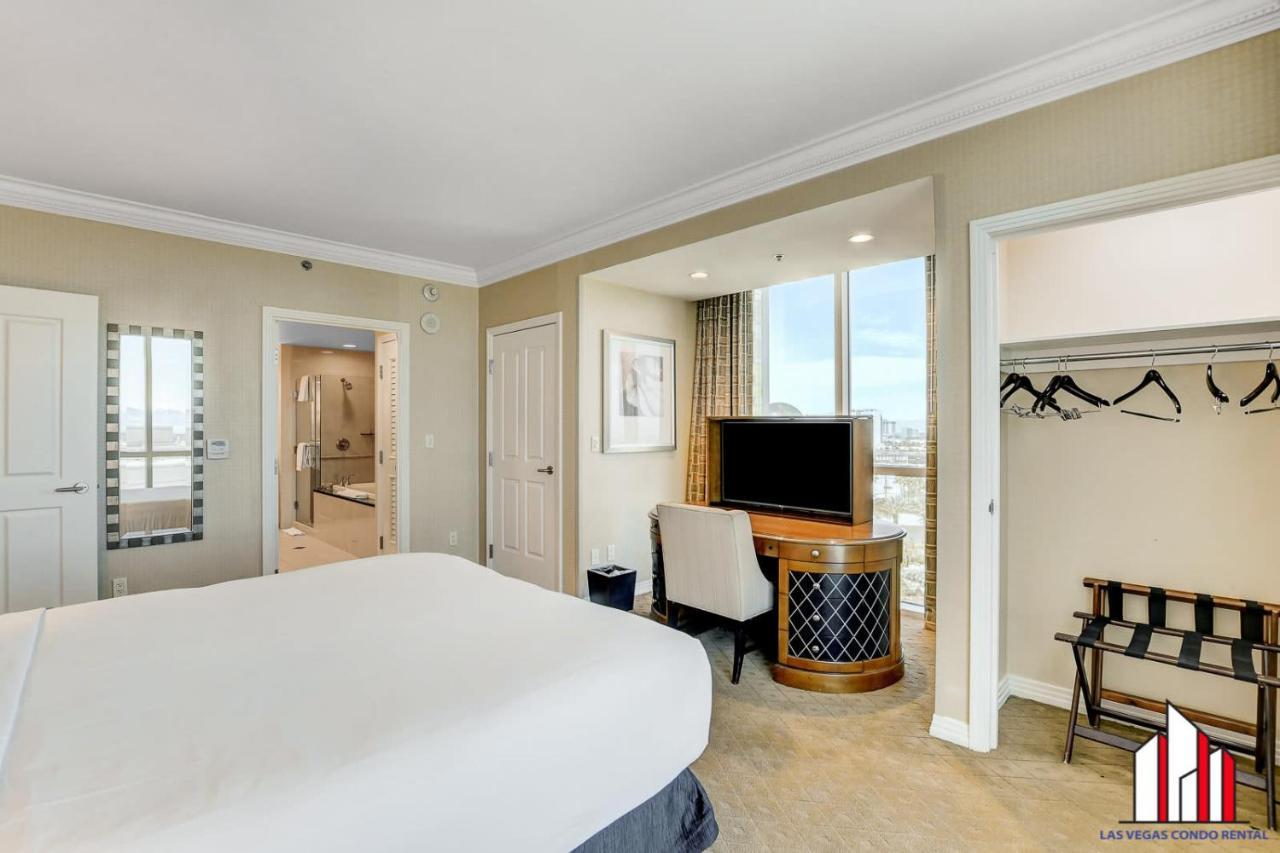 MGM Signature 07 620 1Br 2Ba Balcony Suite