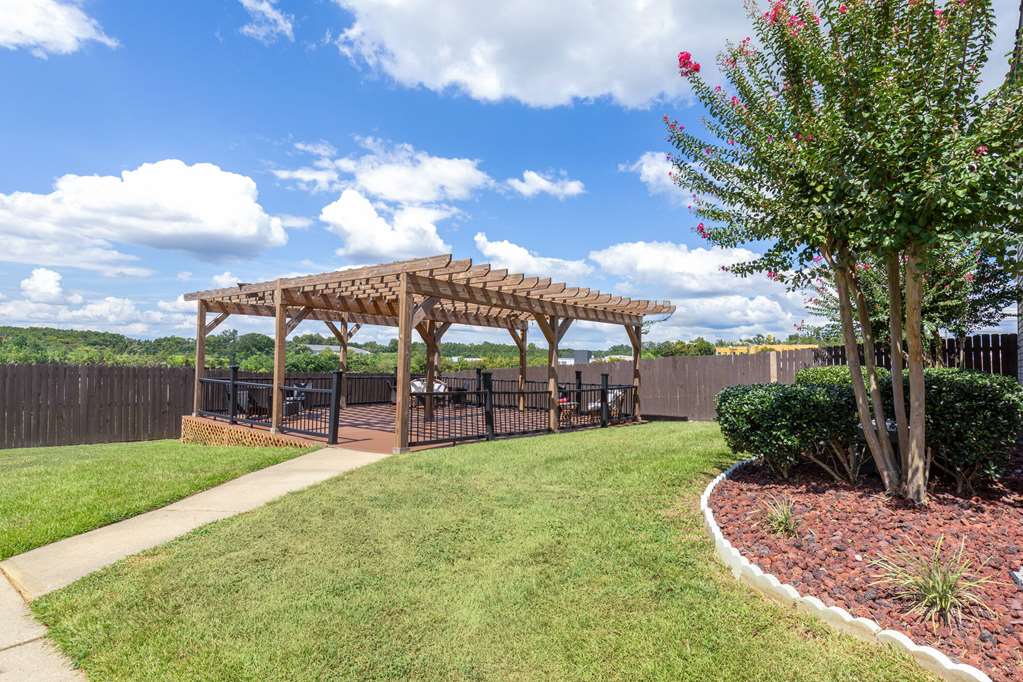 Ramada by Wyndham Studio Suites Dothan - photo 30