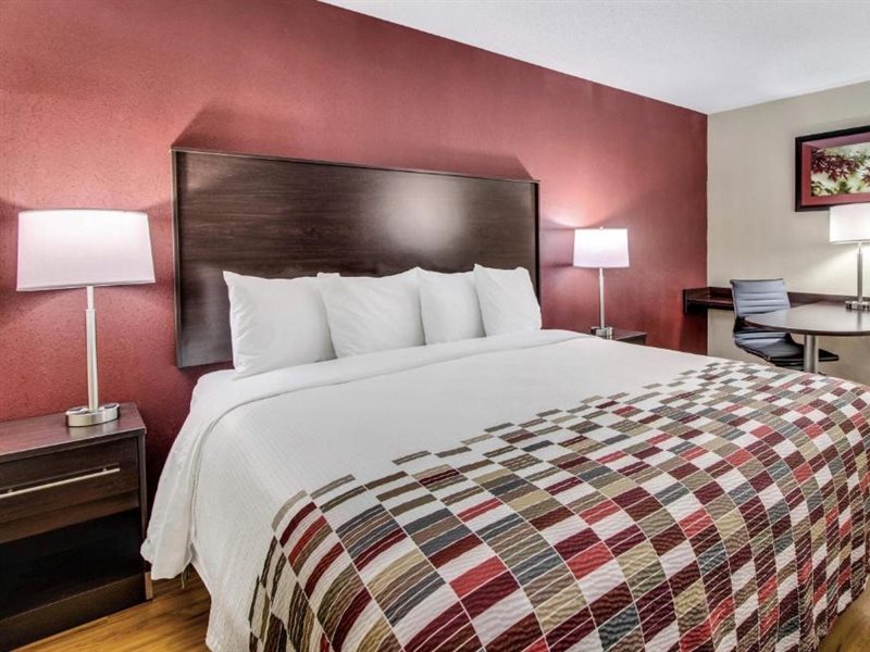 Red Roof Inn Boardman - photo 7