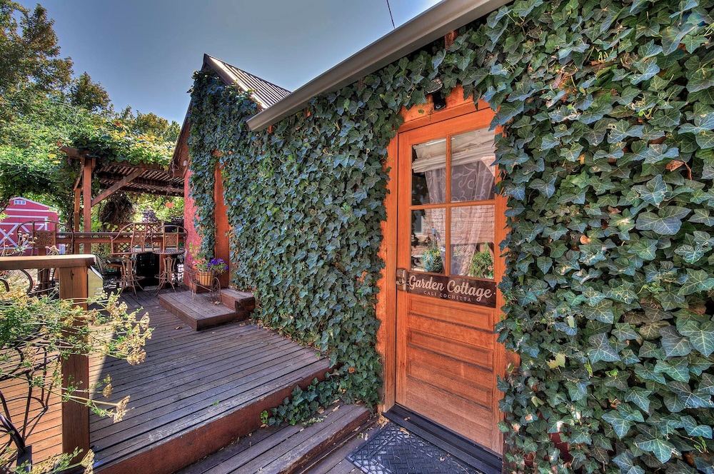 Cali Cochitta Vacation Rentals - photo 59