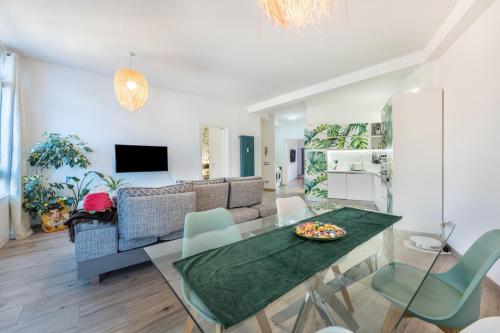 Center Salo — 4-Star Luxury Hotel in Salo, Italy