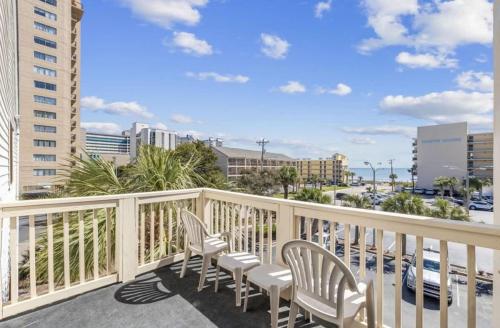 Nice Beach View 2BR Pool Sm Dogs ok FREE Tickets D0 1 — 4-Star Luxury Hotel in Myrtle Beach, United States