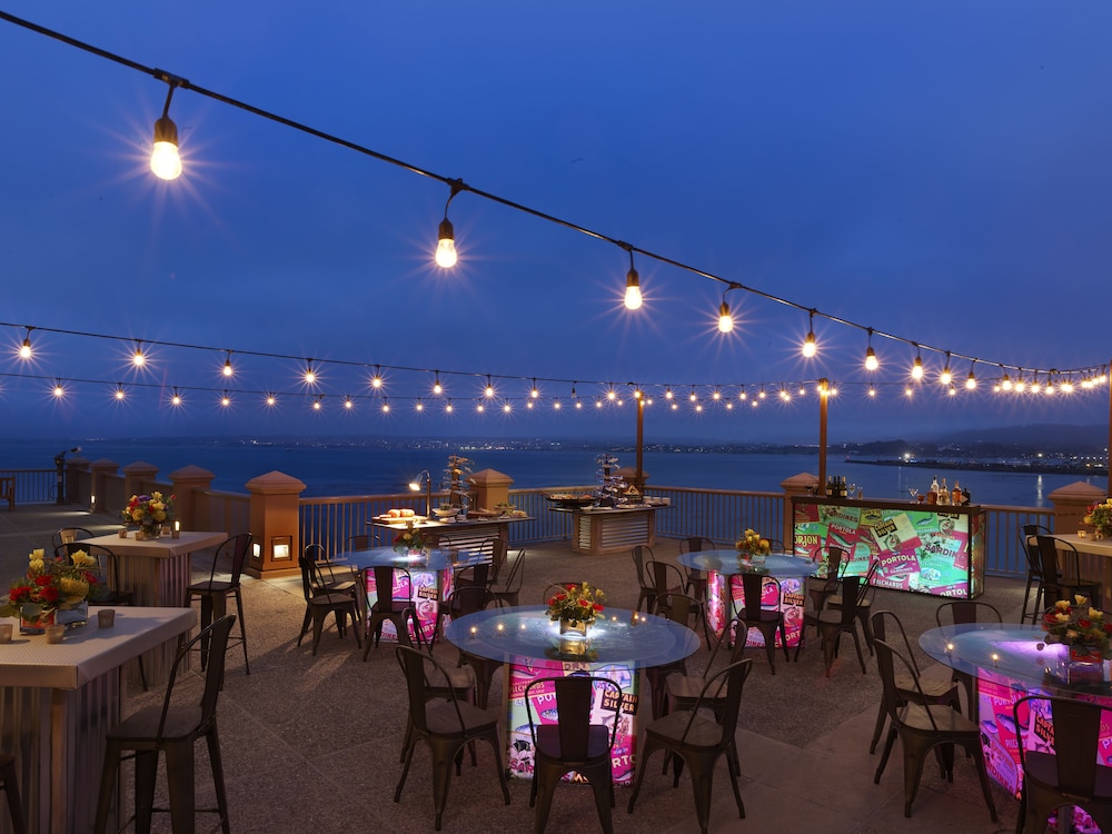Monterey Plaza Hotel & Spa - photo 79