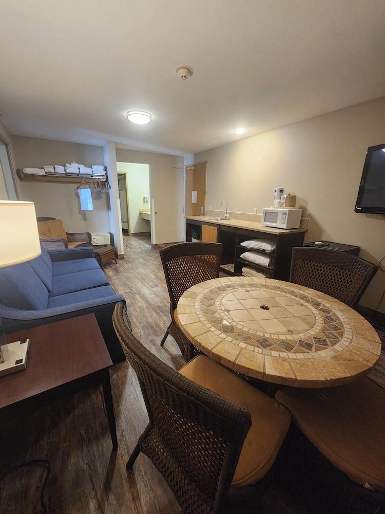 Put In Bay Resort and Conference Center - photo 19