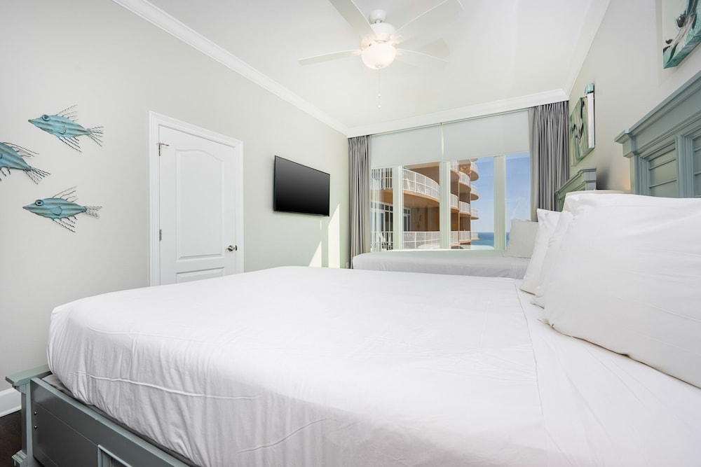 Phoenix Gulf Tower 1204 4 Bedroom Condo - photo 12