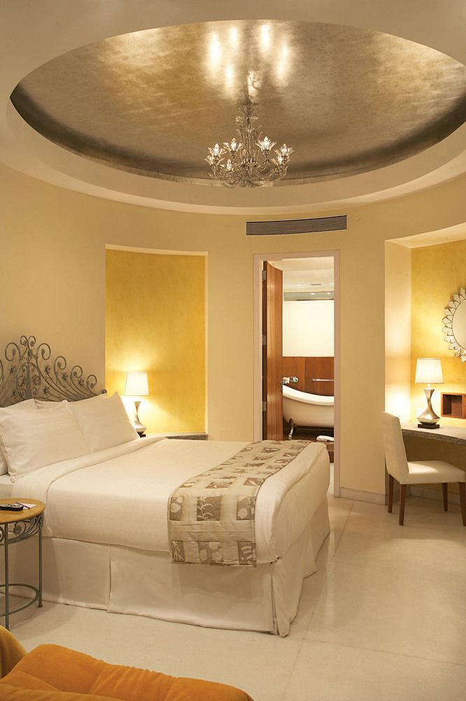 Waterstones Hotel