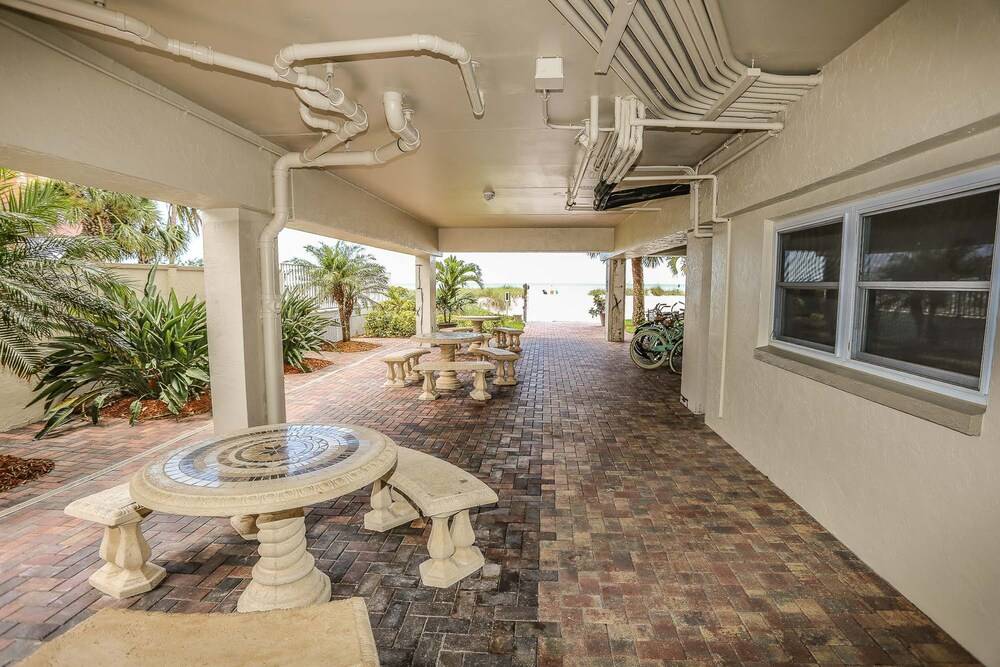 Gateway 194 - photo 27
