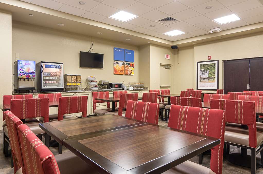 Comfort Inn Bentonville Crystal Bridges - photo 26