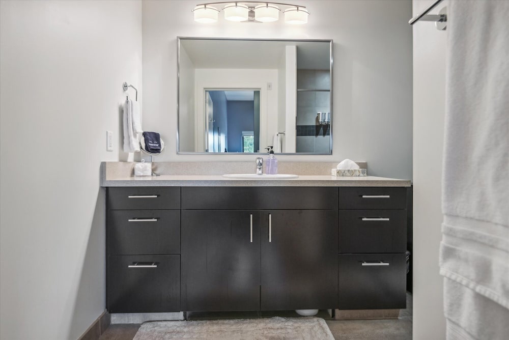 Violet Suites PDX - photo 100