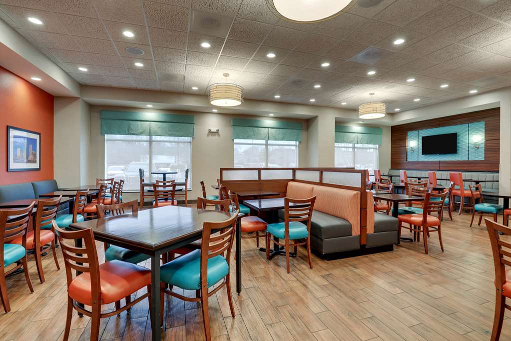 Drury Inn & Suites Charlotte Arrowood - photo 14