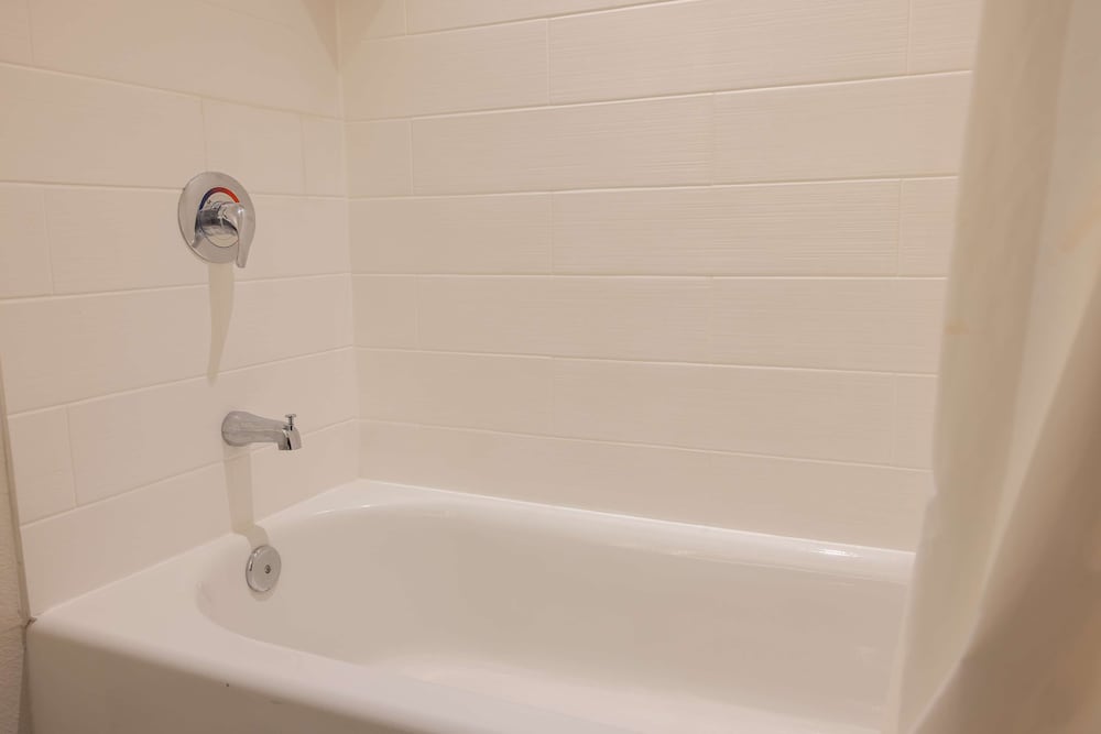 Best Western Plus Executive Residency Phoenix North Happy Valley - photo 50