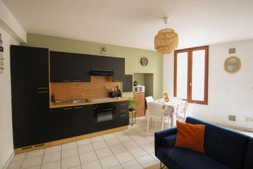 Le Petit Monlogis Calme Wi Fi in Angouleme, France