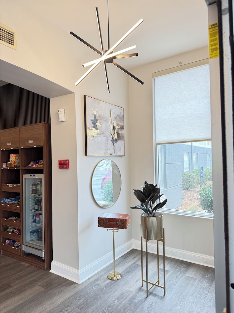 Wingate by Wyndham Dublin Near Claytor Lake State Park - photo 60