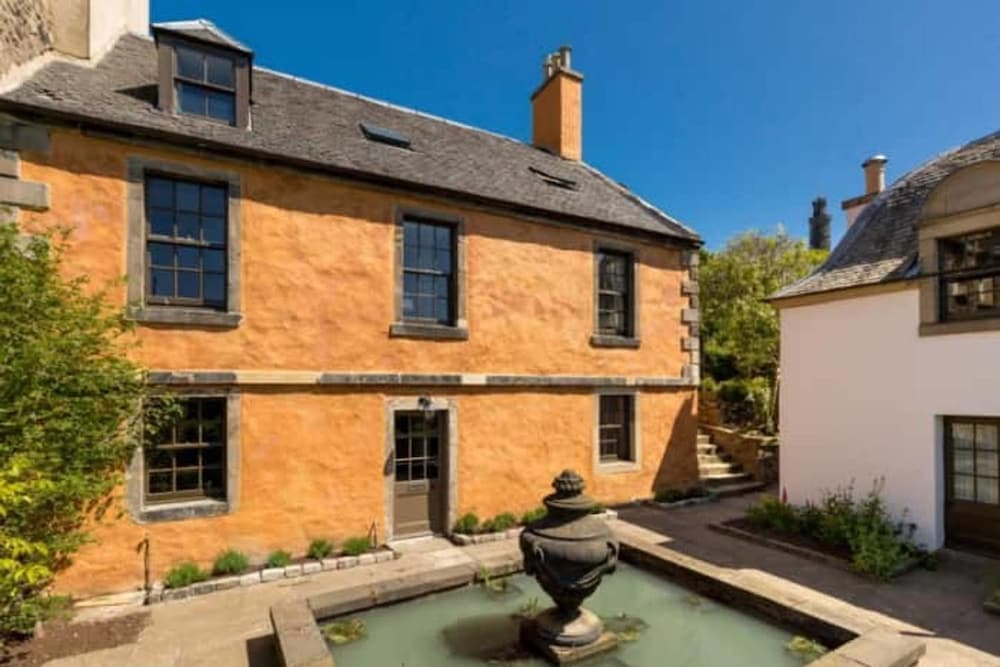 The Rock House Terrace Apartment in Heart of the City — 4-Star Luxury Hotel in Edinburgh, United Kingdom