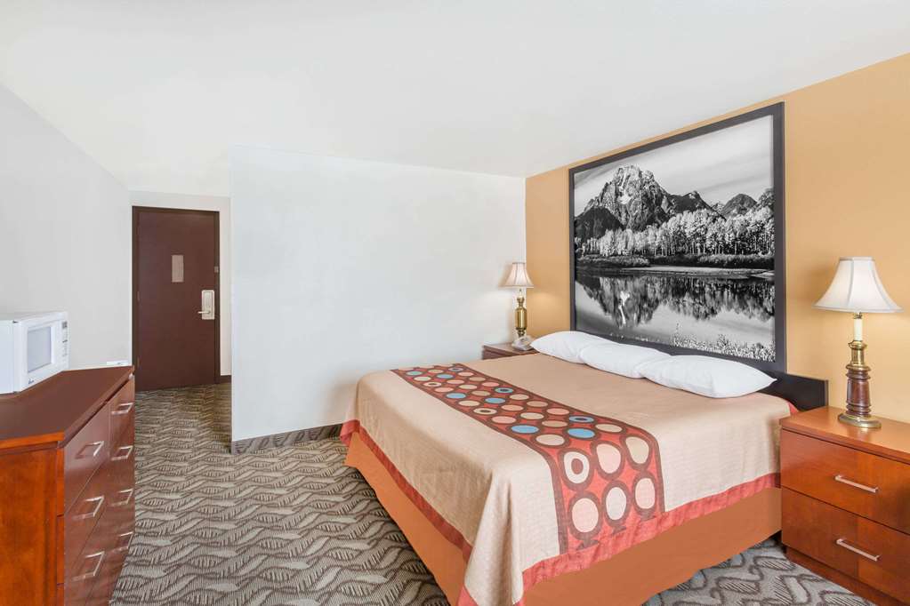 Super 8 by Wyndham Diamondville Kemmerer - photo 8