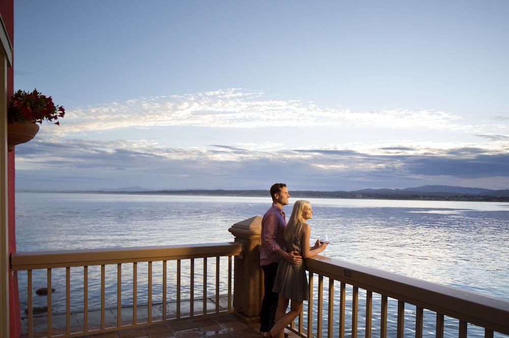 Monterey Plaza Hotel & Spa - photo 88