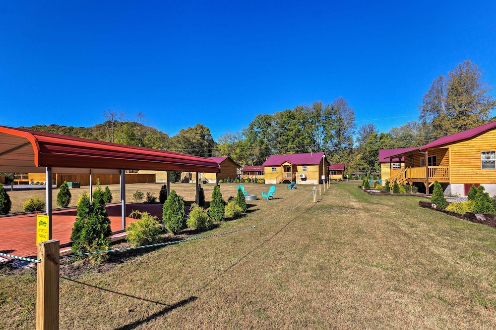 5 Mi To Dtwn Bryson City Cabin with Resort Perks - photo 24