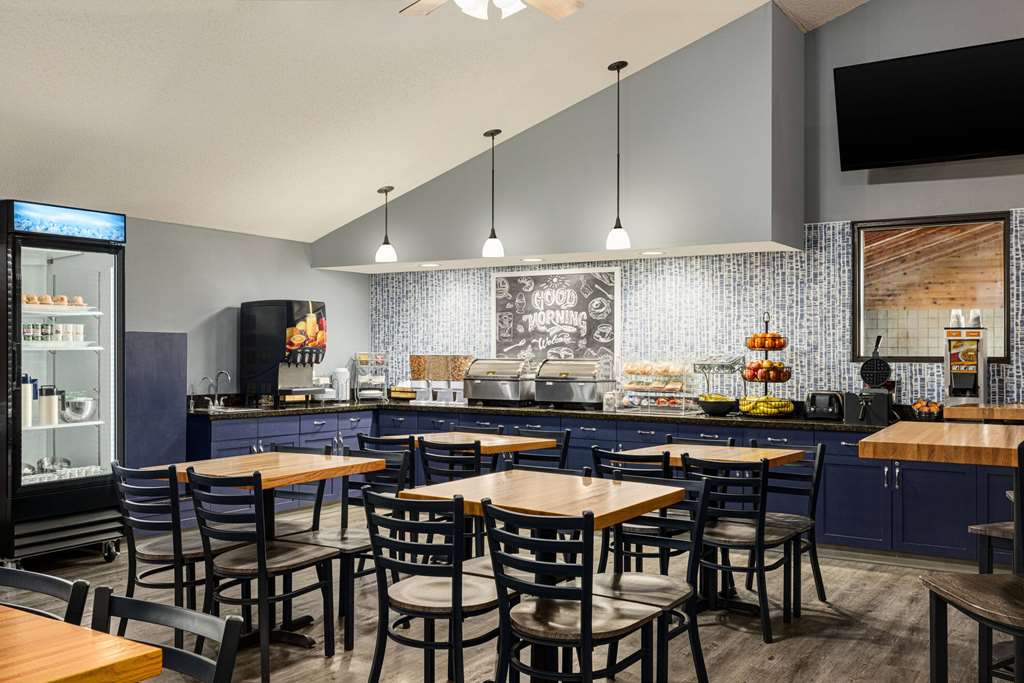 Americinn by Wyndham Lincoln South - photo 39