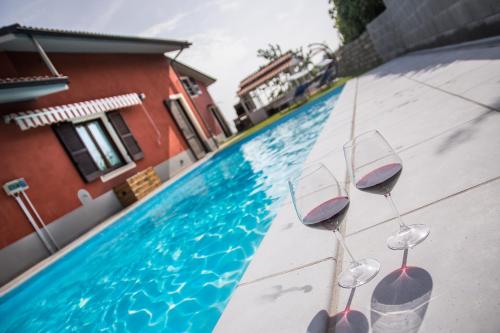 B&B Miellò nelle Langhe — 4-Star Luxury Hotel in Mango, Italy
