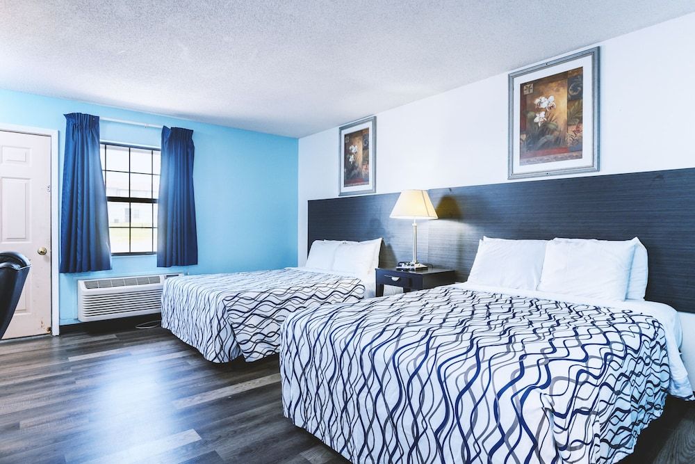 Sky Palace Inn & Suites Wellington - photo 16