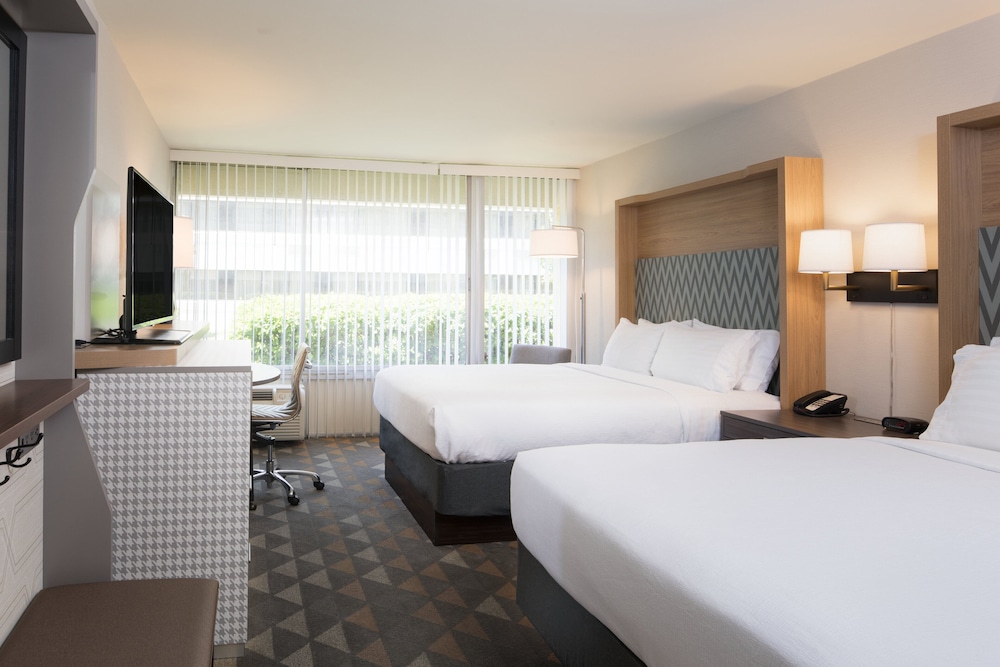 Holiday Inn Washington College Pk by IHG - photo 16
