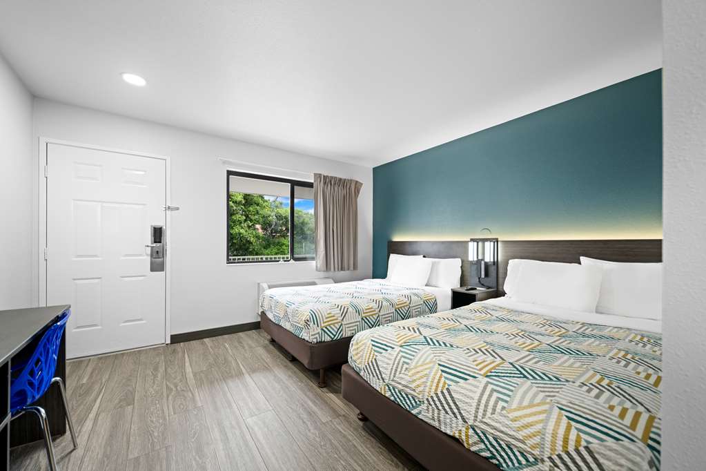 Motel 6 Monterey CA - photo 19