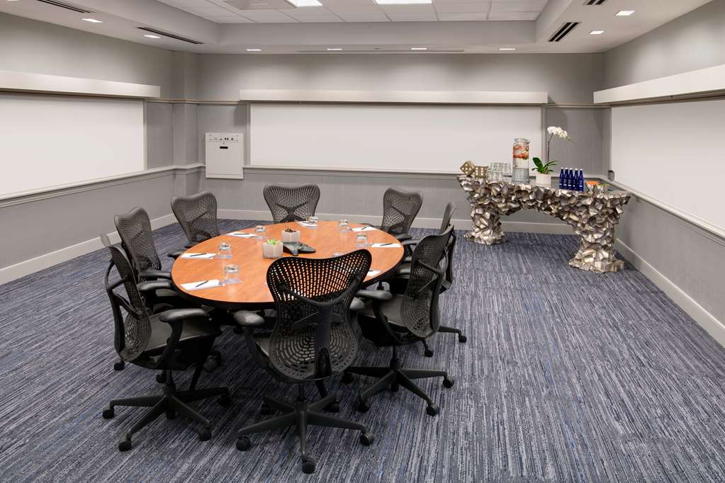 Hyatt Regency Dulles International Airport - photo 24