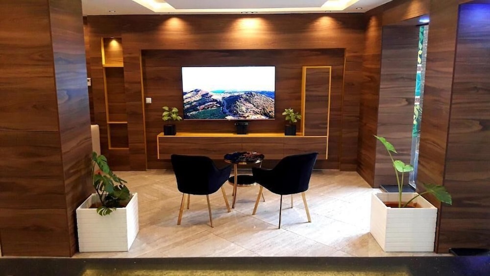 Residence vacance aniss — 4-Star Luxury Hotel in 'Ain El Turk, Algeria