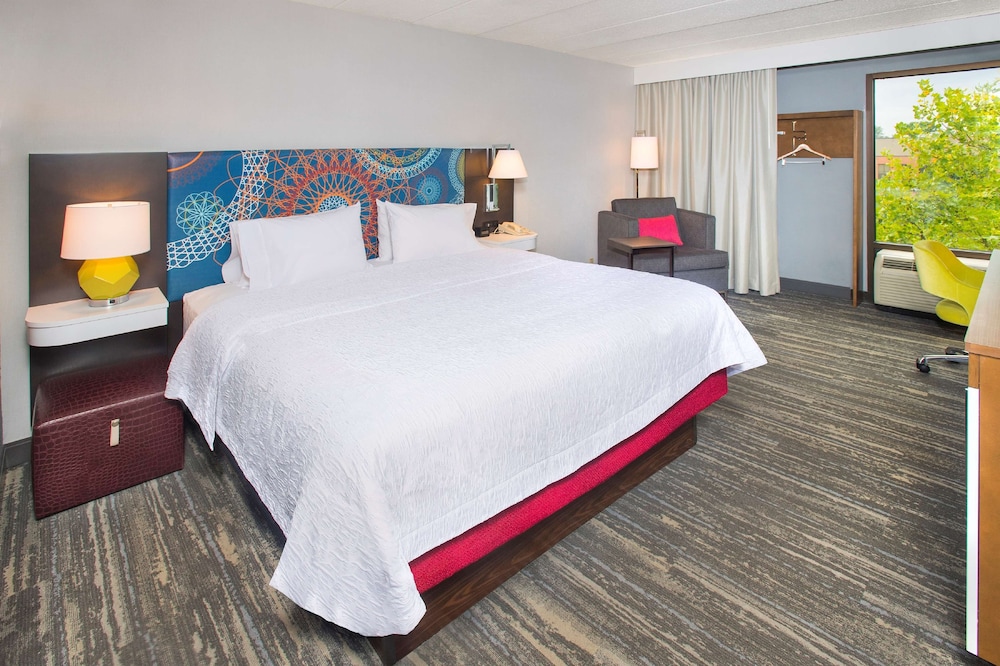 Hampton Inn & Suites Annapolis - photo 6