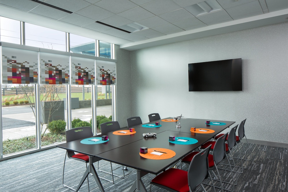 Aloft Louisville East - photo 16