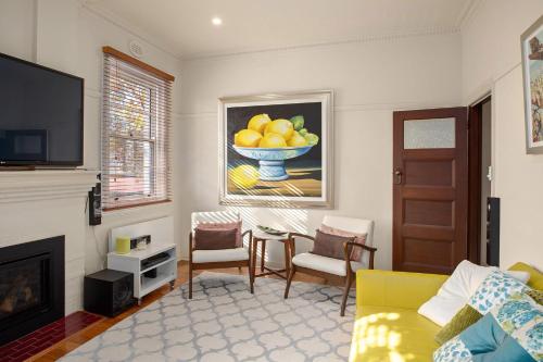 Boutique Stays Cherrybombe — 4-Star Luxury Hotel in Melbourne, Australia