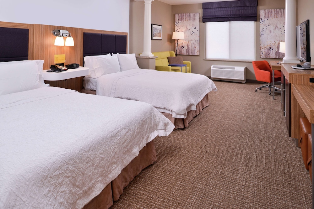 Hampton Inn & Suites Woodland Sacramento Area - photo 7