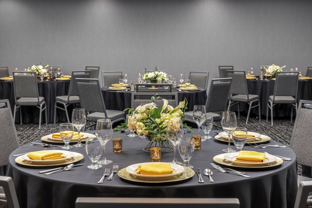 Holiday Inn Coralville Iowa City by IHG - photo 46