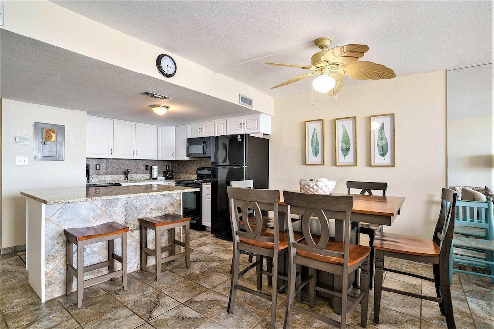 1011 Waters Edge Resort 2 Bedroom Condo by RedAwning - photo 7
