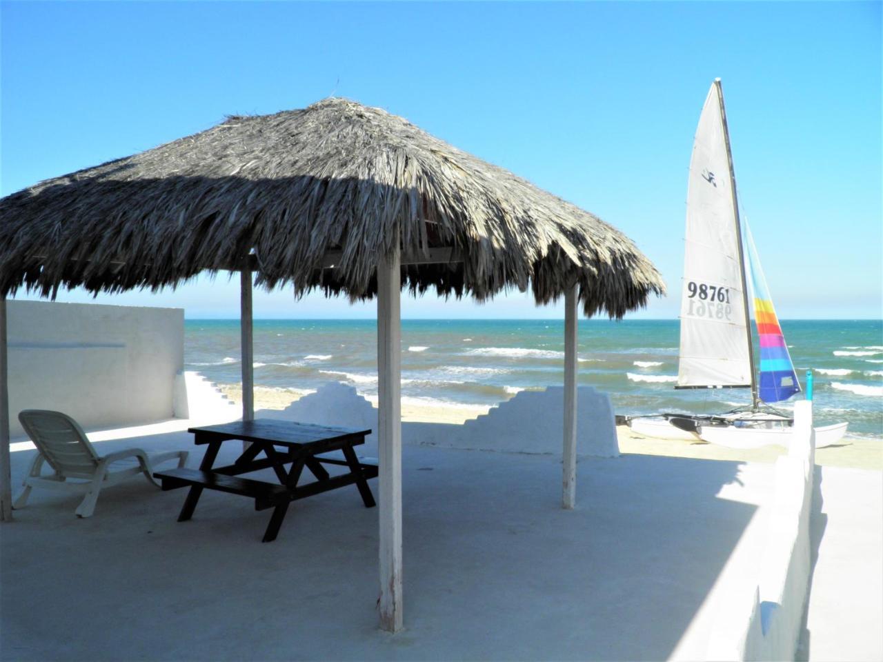 6 &14 Equipped Beach House Seaside Hotel in San Felipe, Mexico