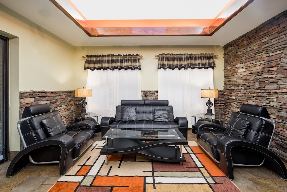 Baymont by Wyndham Goodlettsville Nashville - photo 3