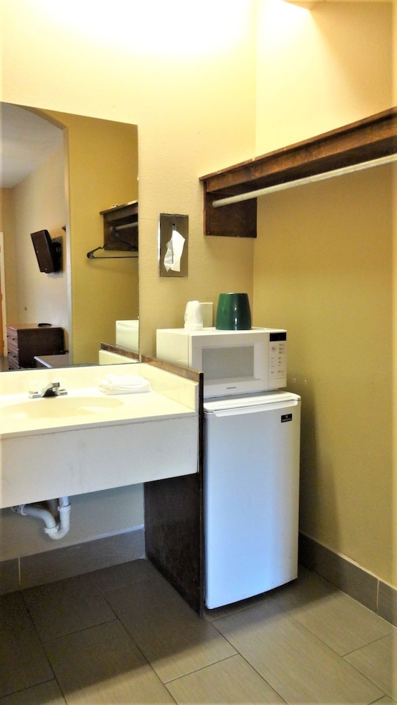 La Copa Inn McAllen - photo 14