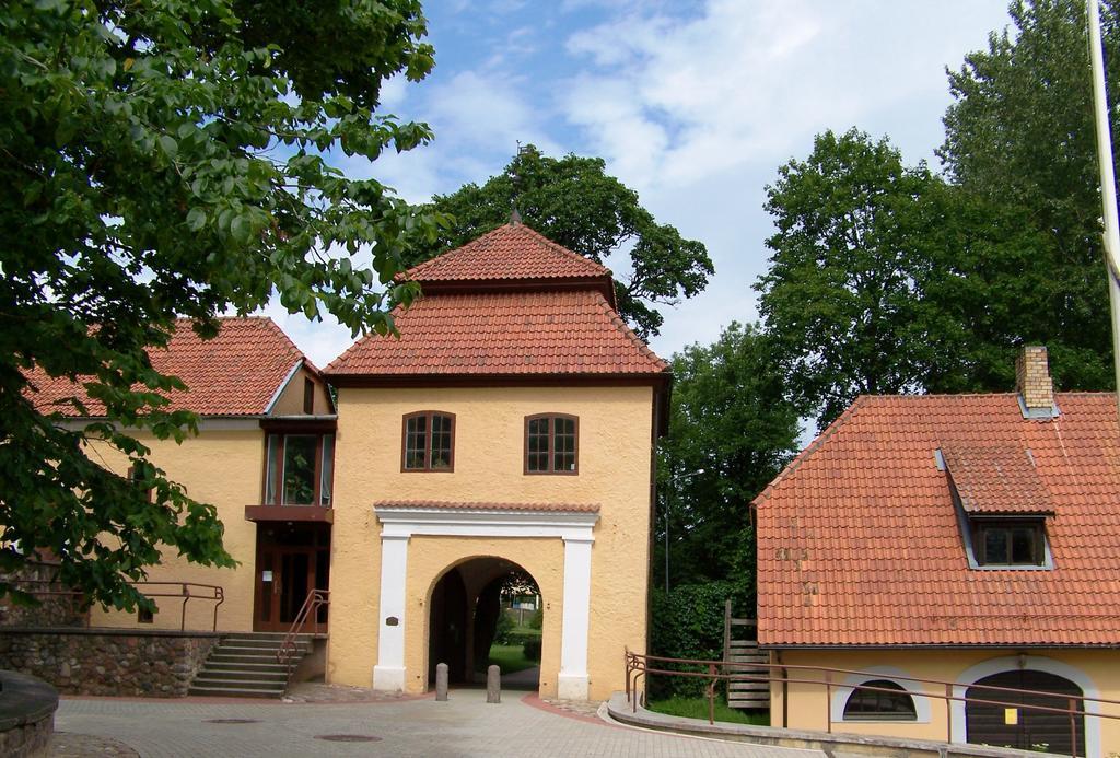 Šlokenbekas Muiža in Tukums, Latvia