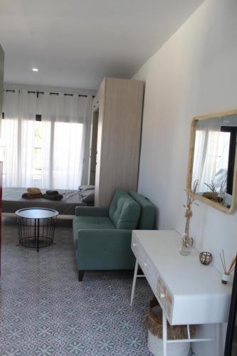 Honey Studio in Colmenar, Spain