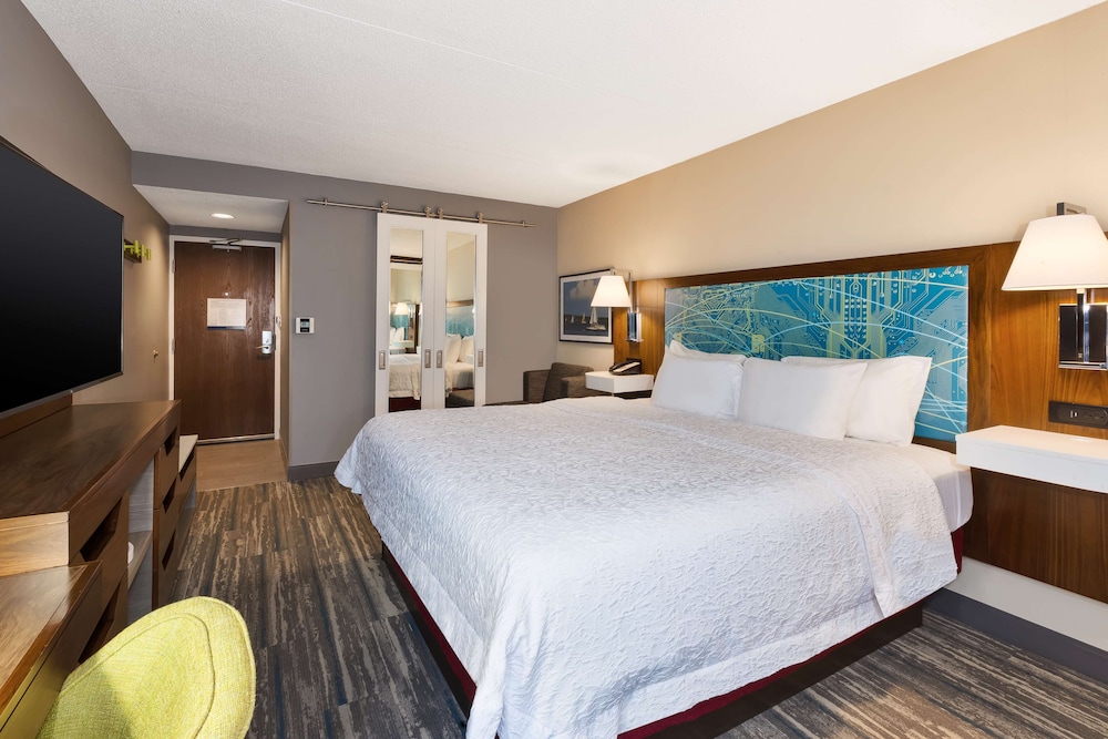 Hampton Inn Traverse City - photo 10