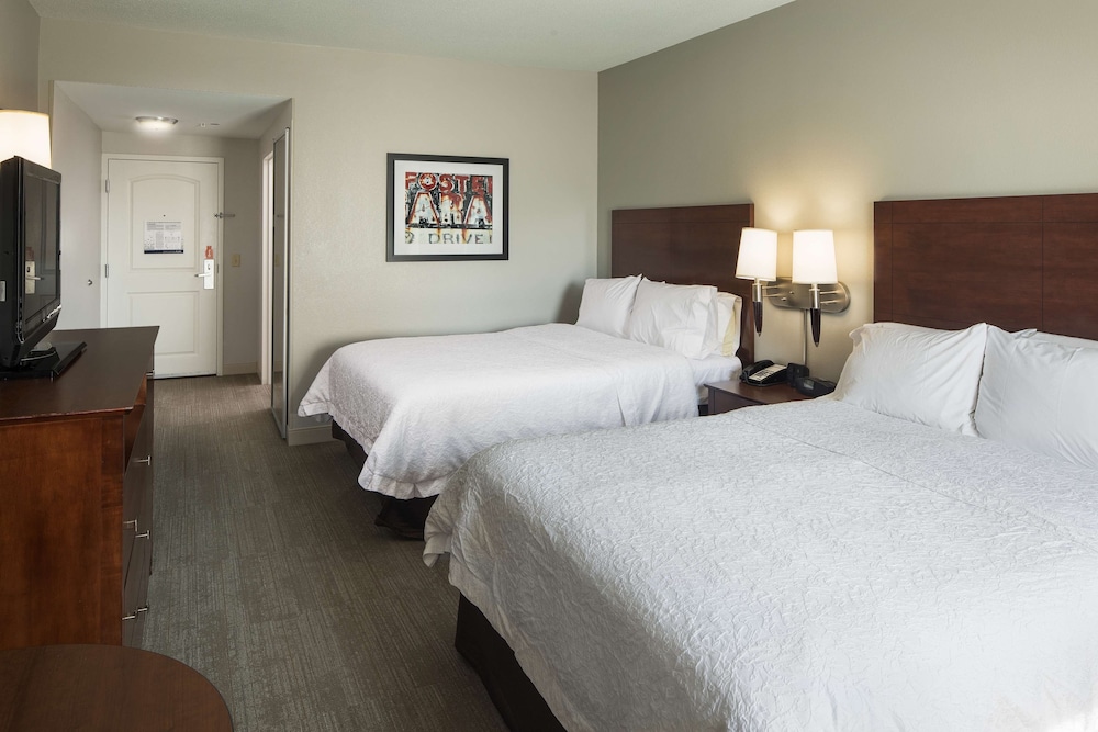 Hampton Inn & Suites Little Rock Downtown - photo 9