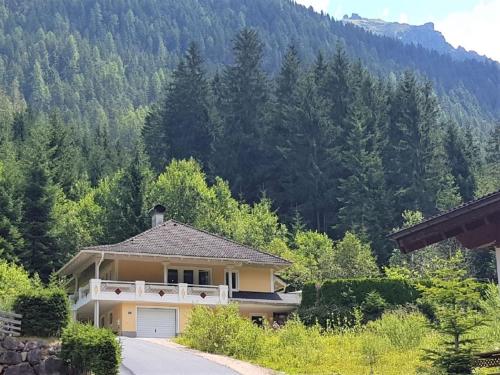 Holiday Home Steindlwald — 4-Star Luxury Hotel in Untertauern, Austria