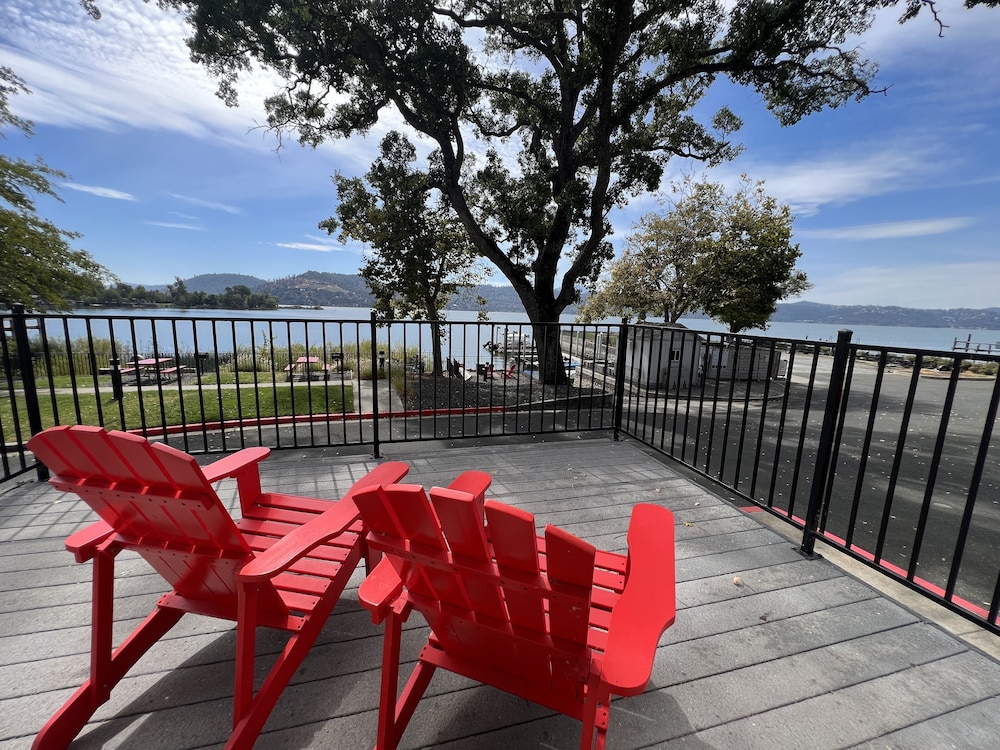 Clear Lake Cottages & Marina - photo 167