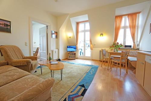 Villa Frieda mit Meerblick — 4-Star Luxury Hotel in Seebad Bansin, Germany