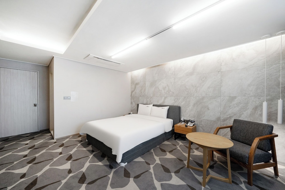 Haydn Hotel - carbon neutral hotel in Busan